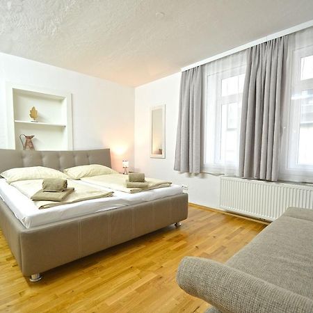 Apartment Zeller Lake & City Centre Zell am See Szoba fotó