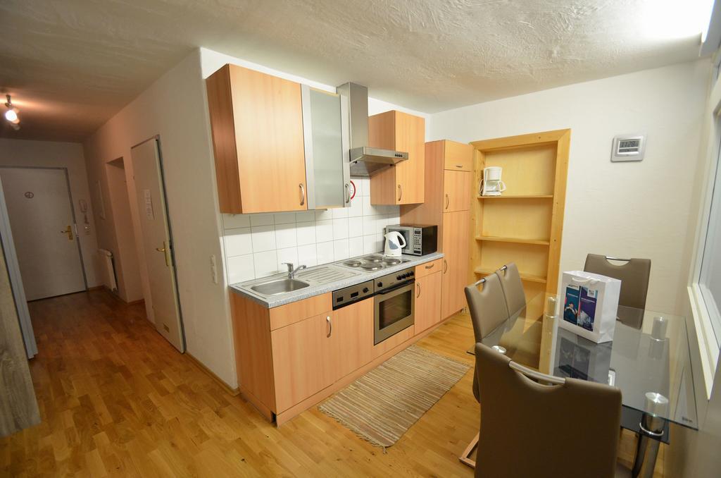 Apartment Zeller Lake & City Centre Zell am See Szoba fotó