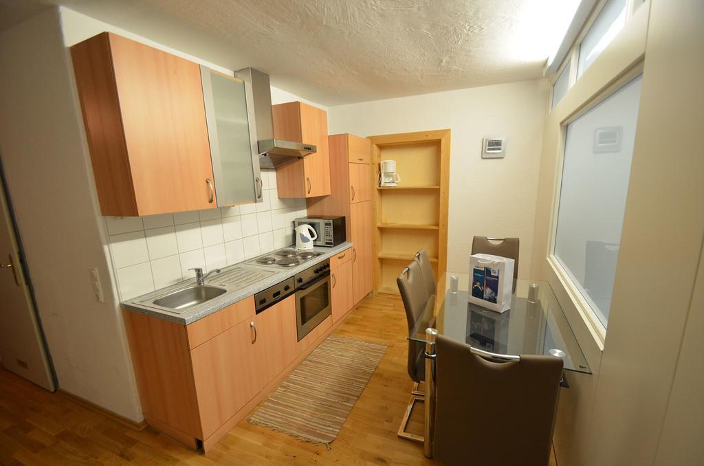 Apartment Zeller Lake & City Centre Zell am See Szoba fotó